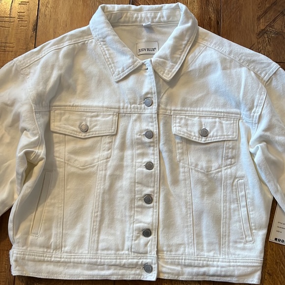 NWT Judy Blue White Denim Jacket Medium Cropped - Picture 2 of 14